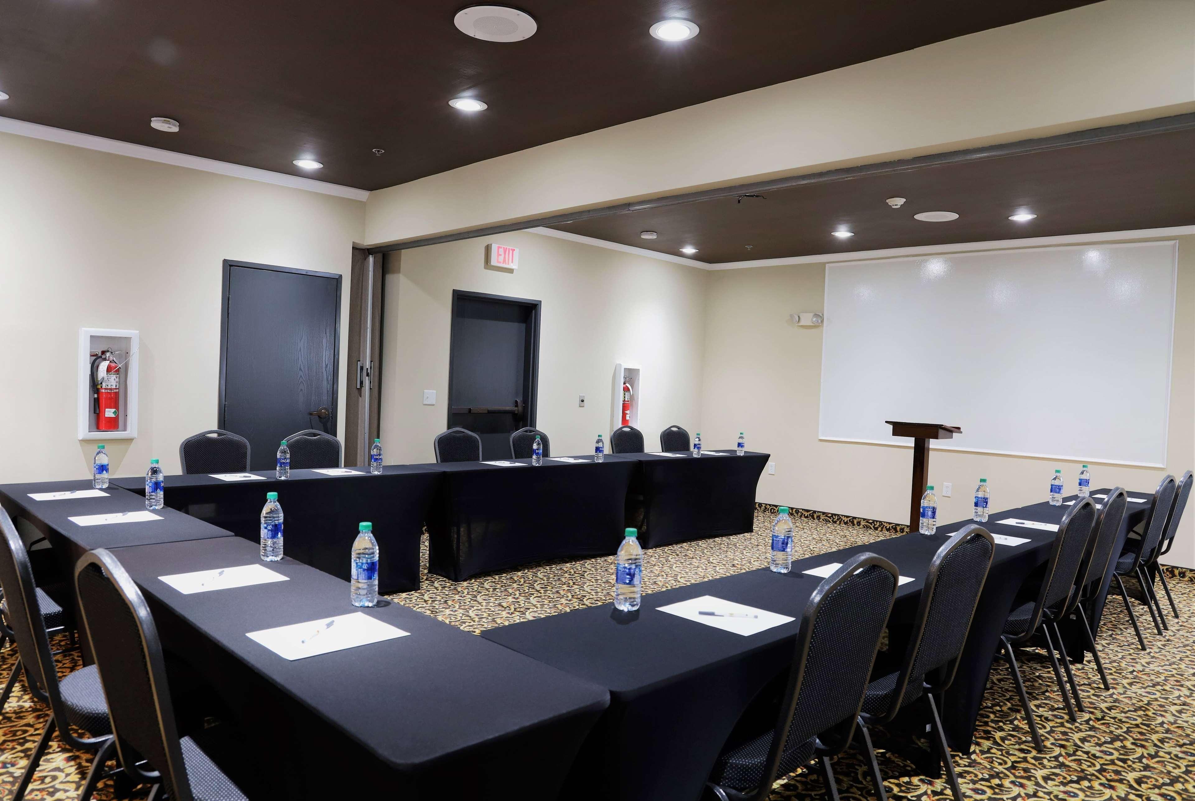 Super 8 By Wyndham High Point/Greensboro מראה חיצוני תמונה