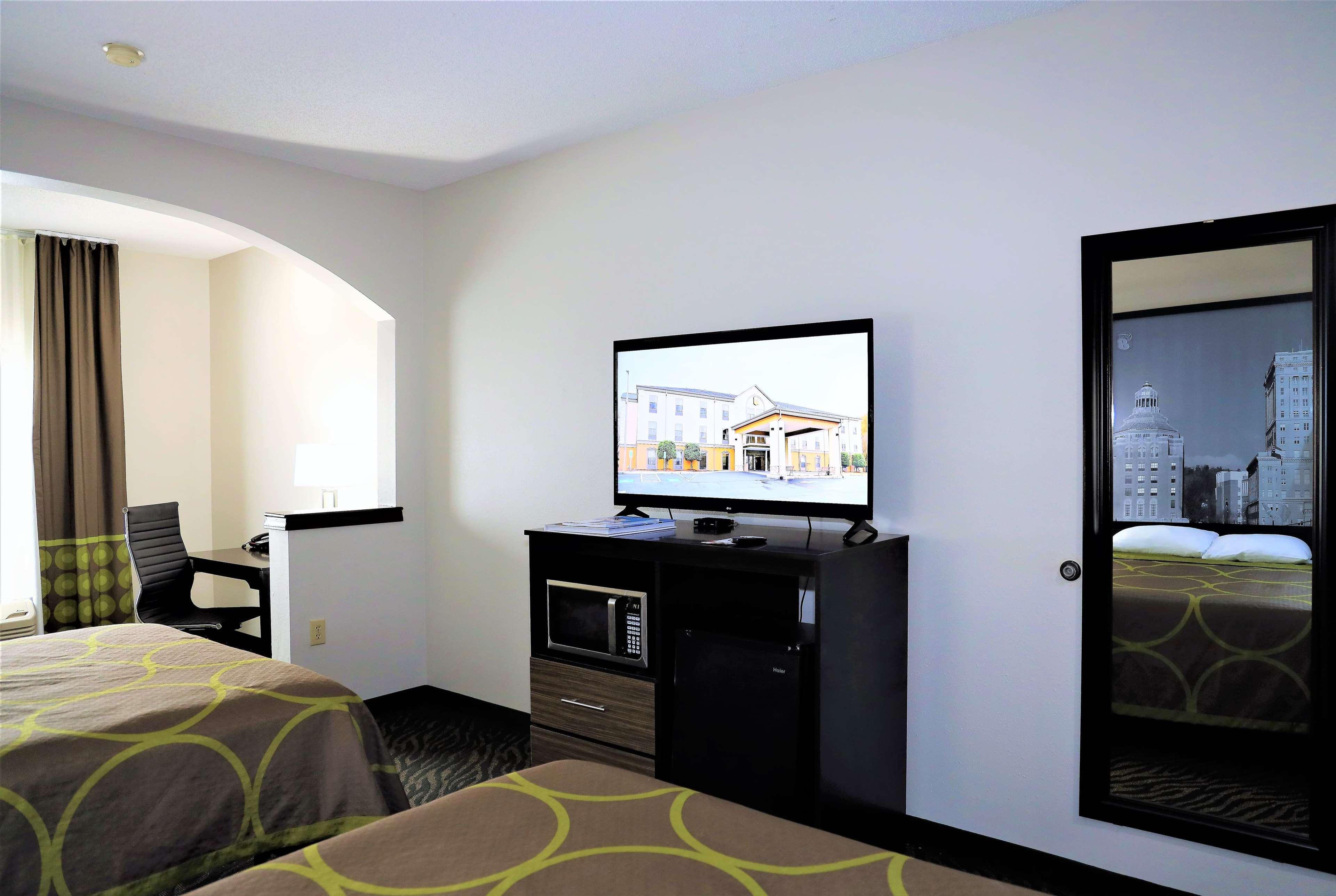 Super 8 By Wyndham High Point/Greensboro מראה חיצוני תמונה