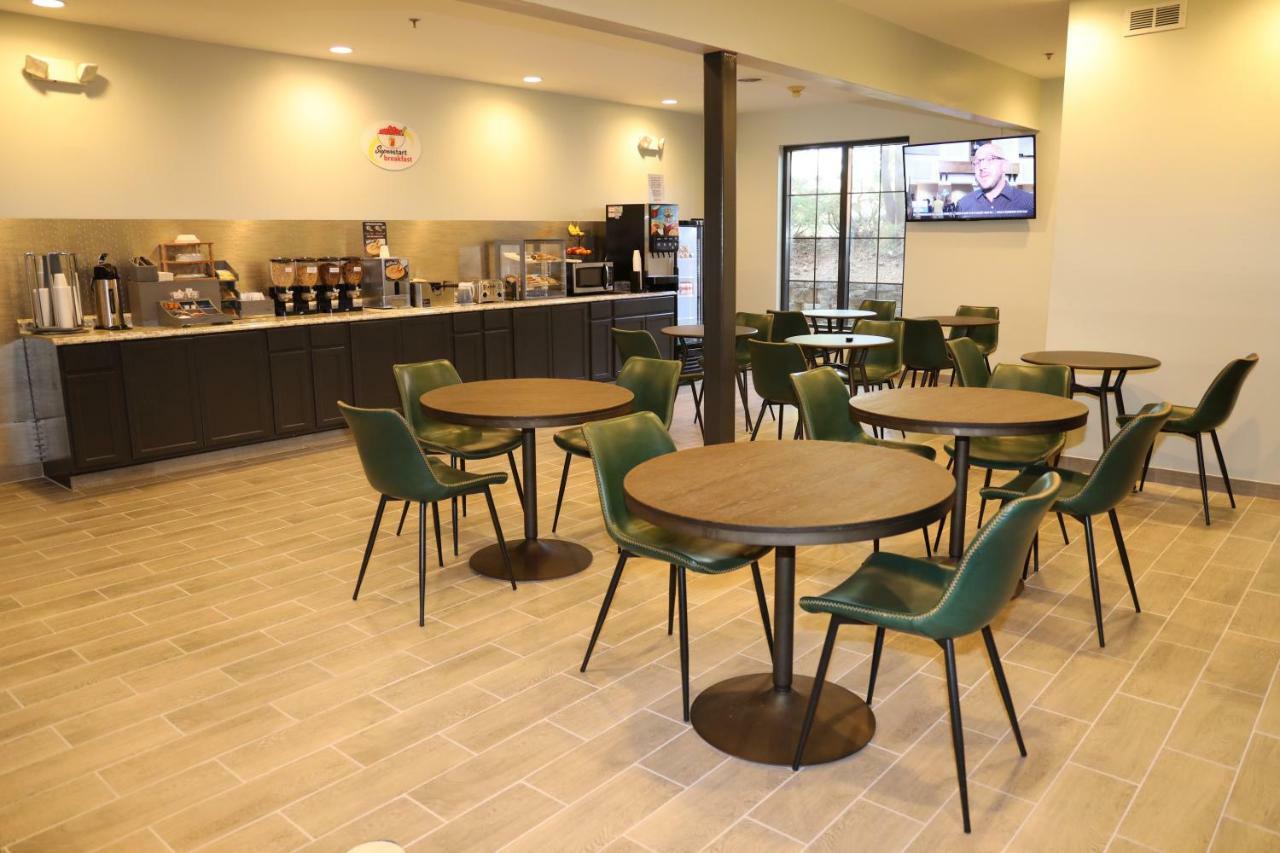 Super 8 By Wyndham High Point/Greensboro מראה חיצוני תמונה